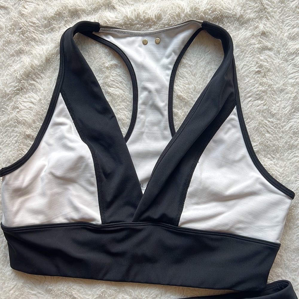 Alala Colorblock Matching Short Set - image 3